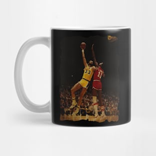 Kareem Abdul Jabbar vs Caldwell Jones Mug